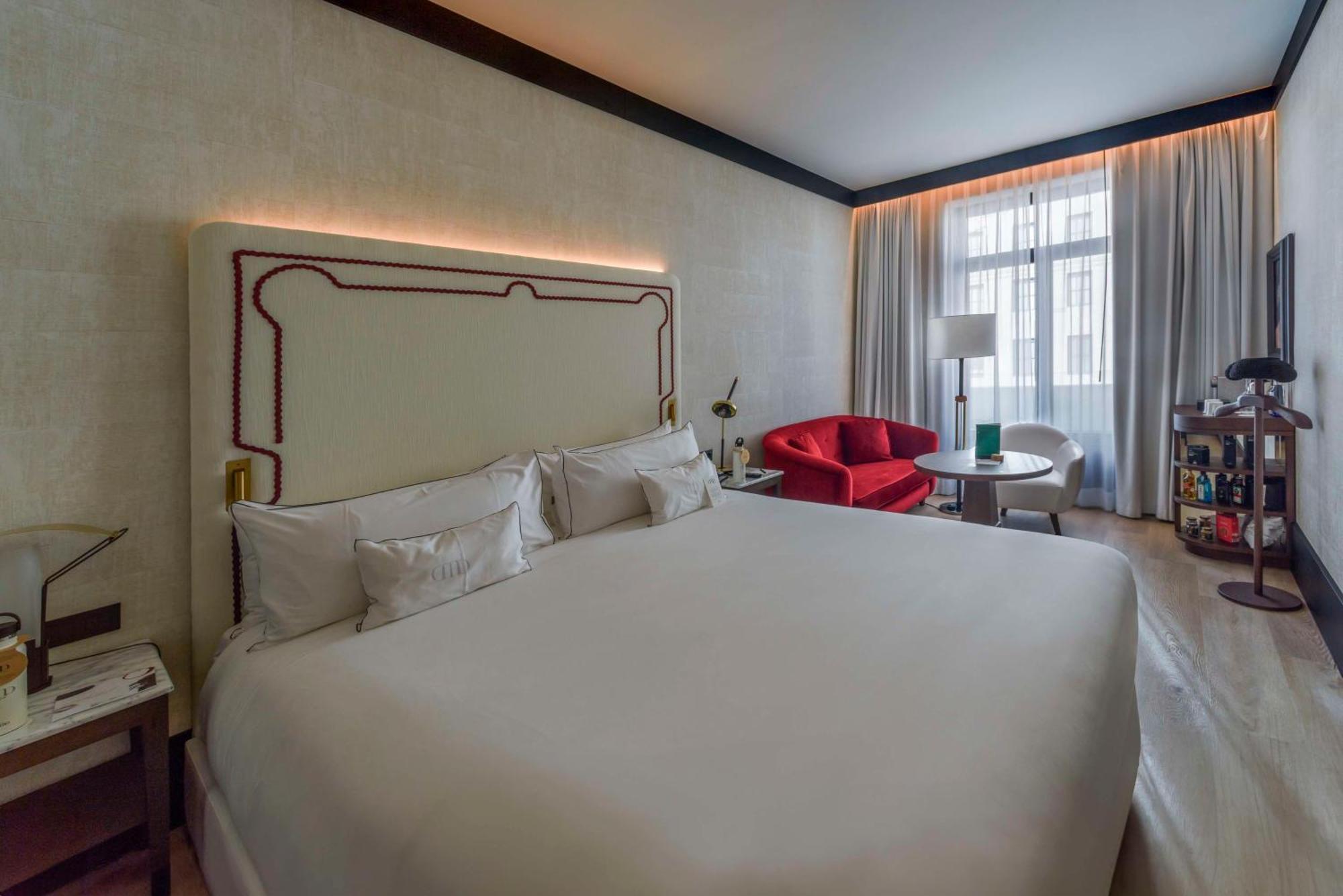 Hotel Montera Madrid, Curio Collection By Hilton Extérieur photo