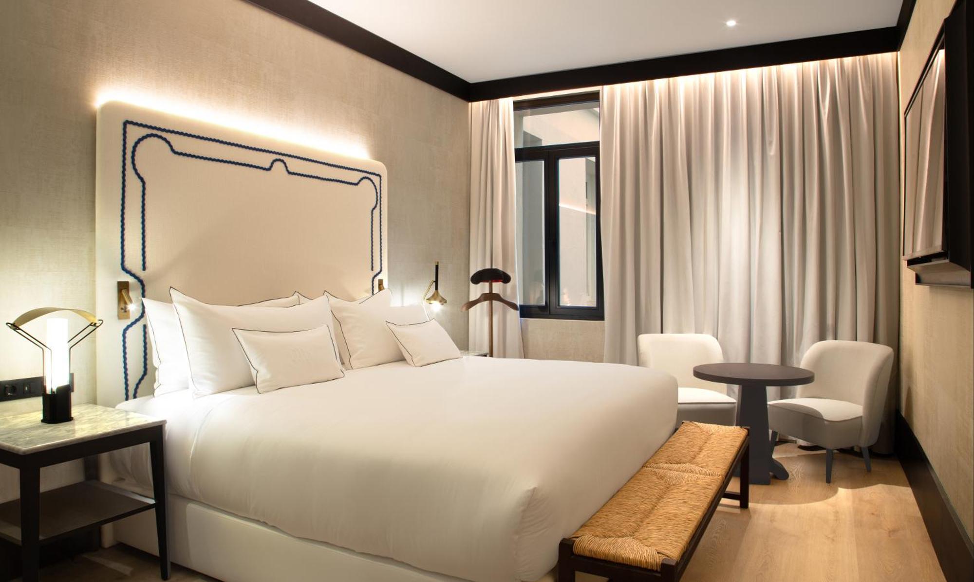 Hotel Montera Madrid, Curio Collection By Hilton Extérieur photo
