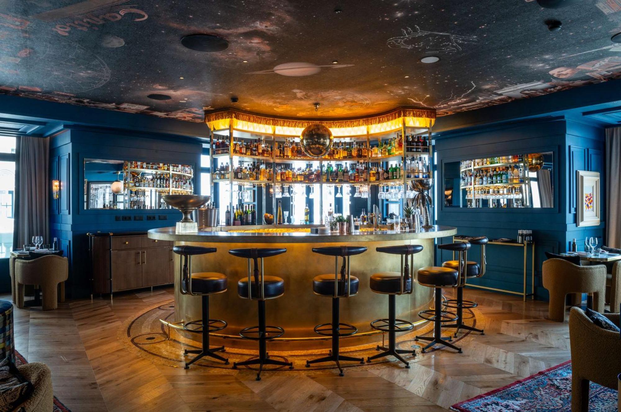 Hotel Montera Madrid, Curio Collection By Hilton Extérieur photo