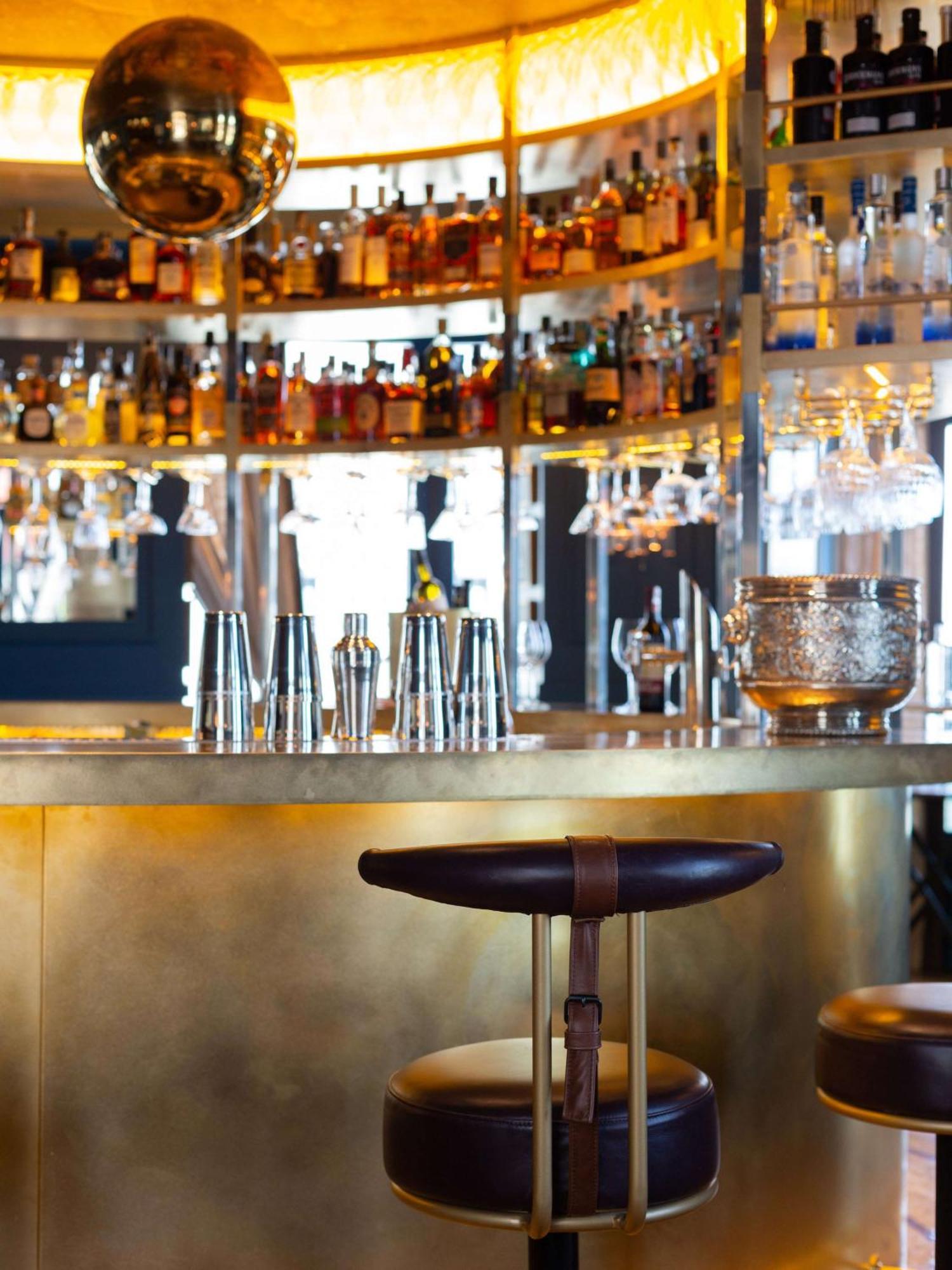 Hotel Montera Madrid, Curio Collection By Hilton Extérieur photo