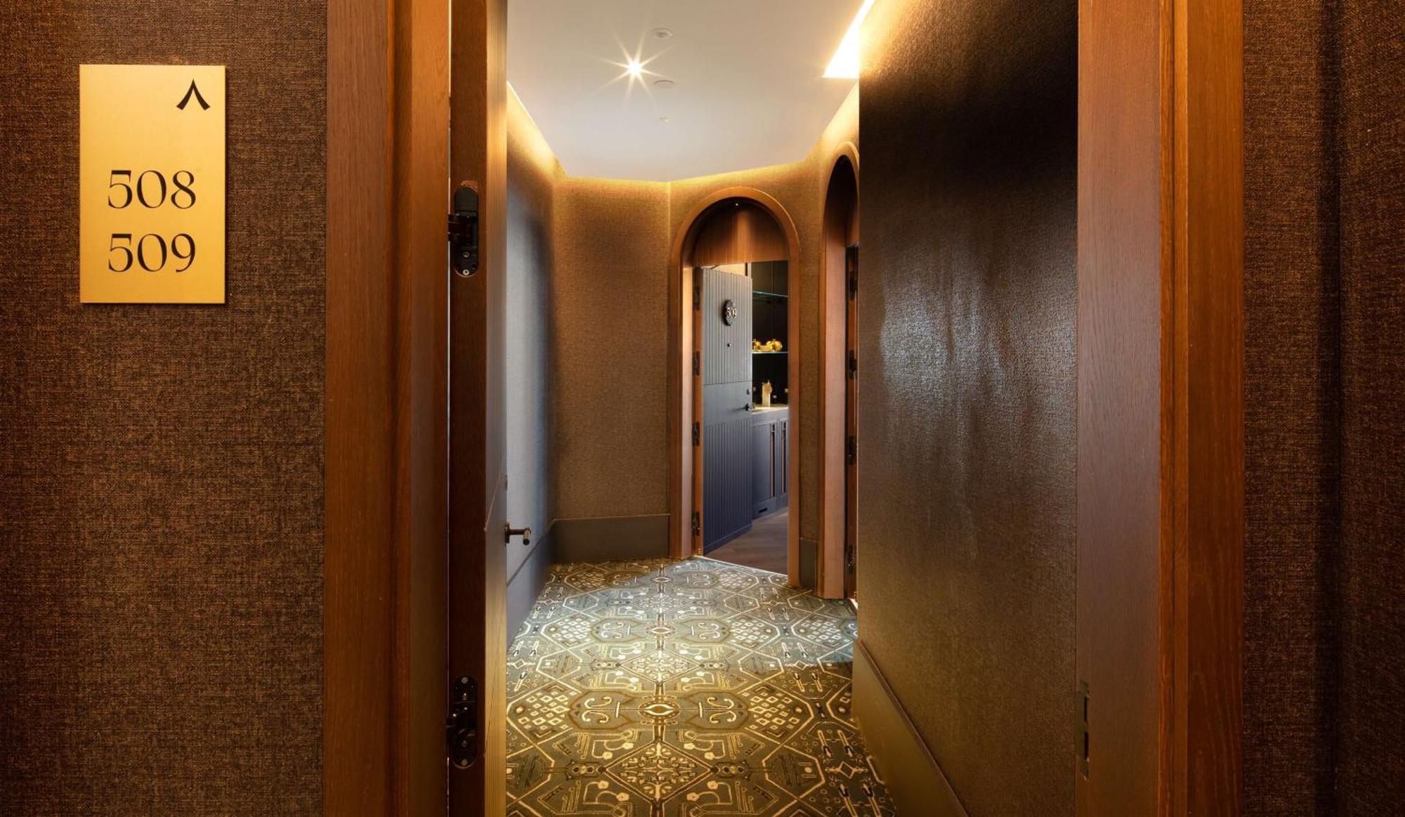Hotel Montera Madrid, Curio Collection By Hilton Extérieur photo