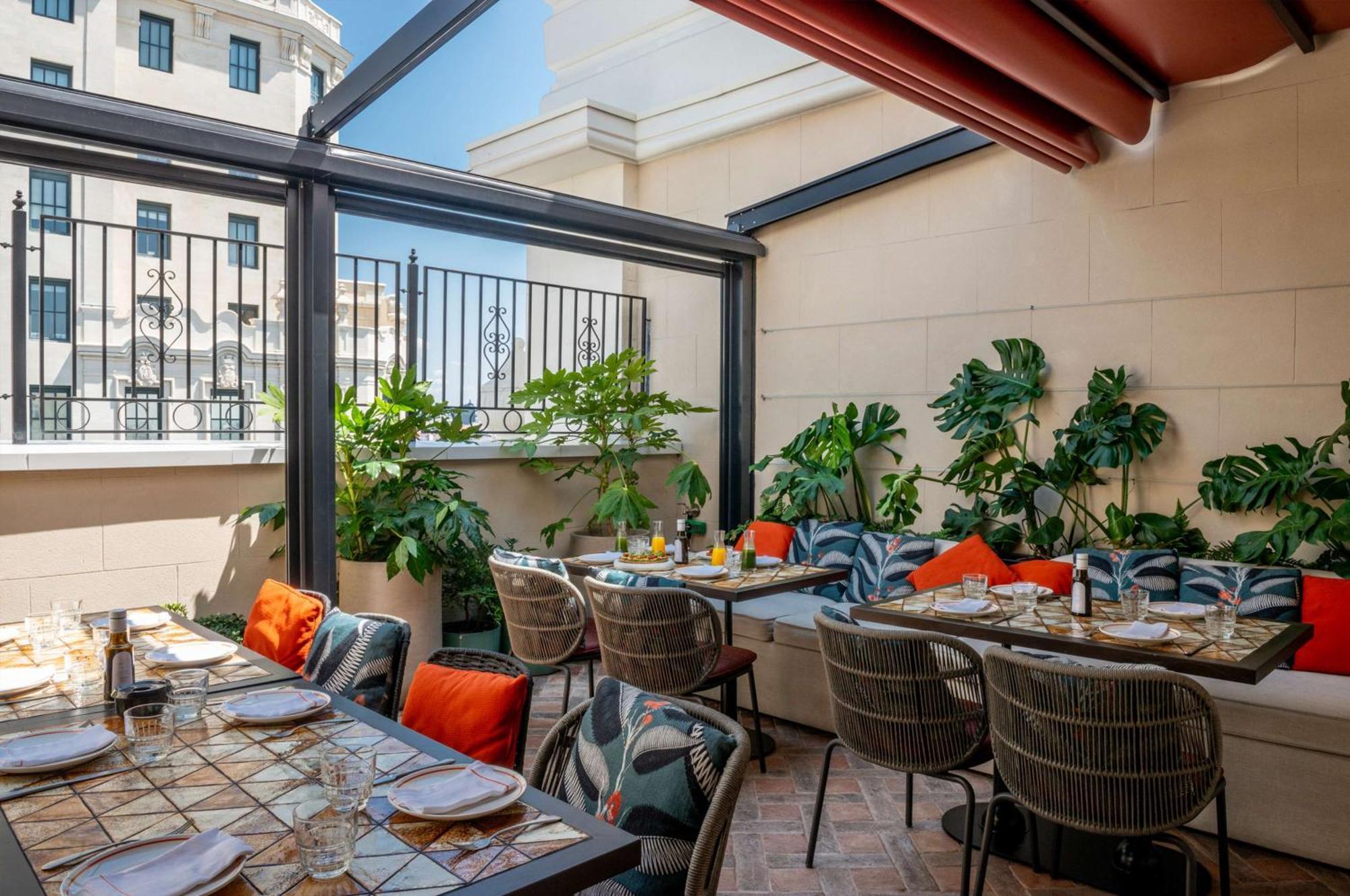 Hotel Montera Madrid, Curio Collection By Hilton Extérieur photo