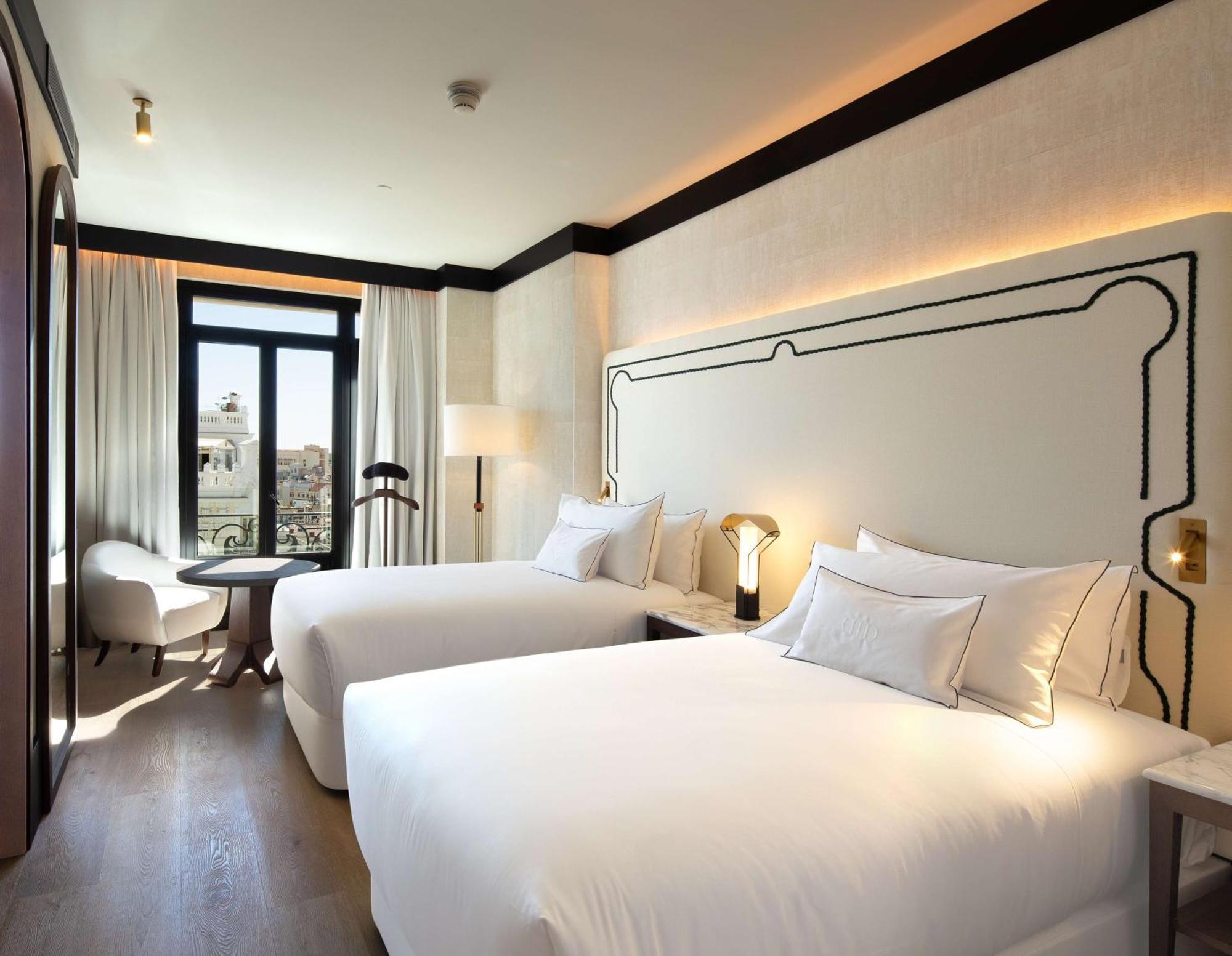 Hotel Montera Madrid, Curio Collection By Hilton Extérieur photo