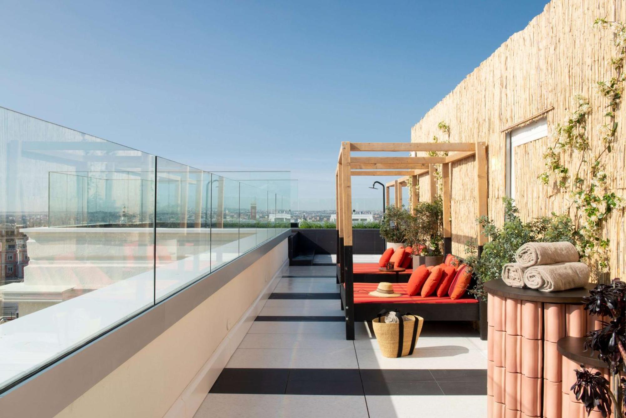 Hotel Montera Madrid, Curio Collection By Hilton Extérieur photo